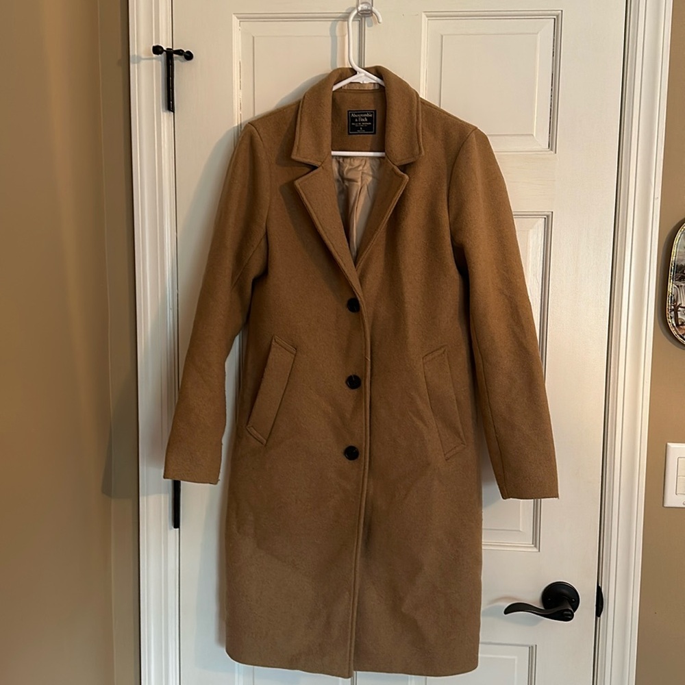 Beige Abercrombie pea coat in small